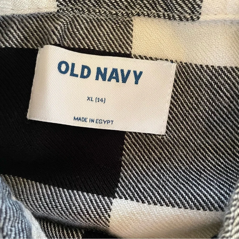 NWOT Old Navy Buffalo‎ Plaid Button-Up Shirt